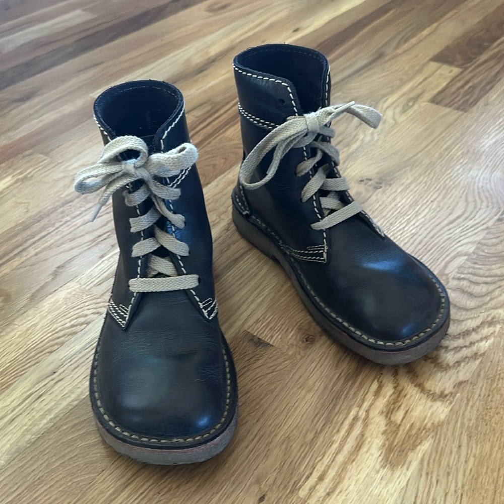 Duckfeet Faborg Danish Lace Up Leather Boots Size 38 EU / 7.5 US Crepe Soles